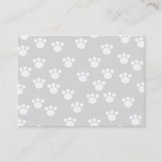 White en Light Grey Paw Print Pattern. Visitekaartje (Voorkant)