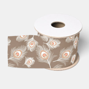 White en Peach Peacock Feathers op Taupe Tan Grosgrain Lint