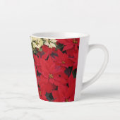 White en Red Poinsettias I Holiday Floral Latte Mok (Rechts)