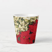 White en Red Poinsettias I Holiday Floral Latte Mok (Voorkant)
