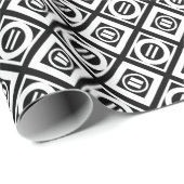 White Equal Sign Geometric Pattern op Black Cadeaupapier (Rol Hoek)