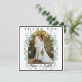 White Eucalypthus leaves Wedding W/ 2 photos Bedankkaart (Staand voorkant)