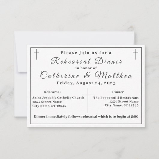 White Faux-Satin Monogrammed Rehearsal Dinner RSVP Kaartje (Voorkant)