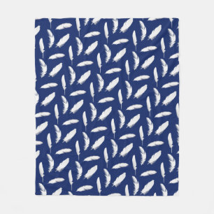 White Feather Print op Donkere marineblauw Fleece Deken