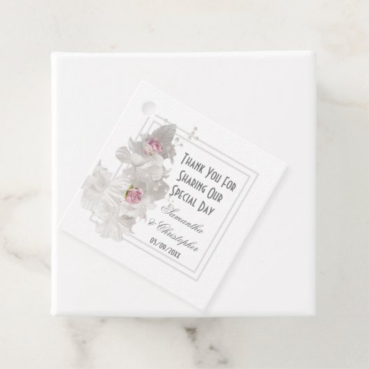 White floral Bedankt voor je bruiloft Bedankjes Labels (In situ)