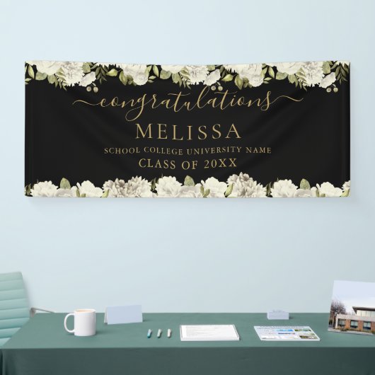 White Floral Black en Gold Script Afstuderen Spandoek (Beurs)