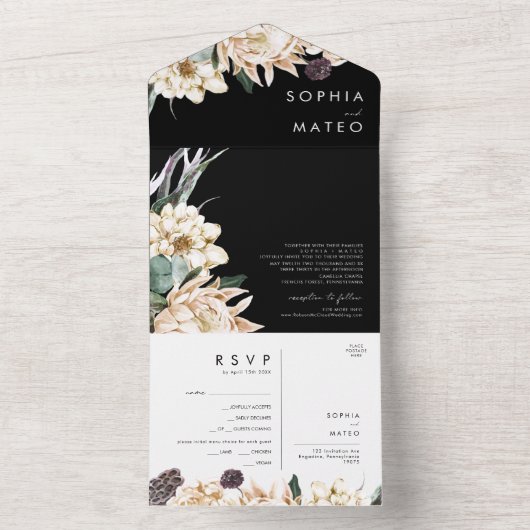 White Floral Bouquet | Zwarte zegels en verzending All In One Uitnodiging (Binnen)