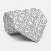 White Floral Damask Over Light Gray Background Stropdas (Opgerold)