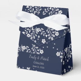 White Floral Favor Box Bedankdoosjes