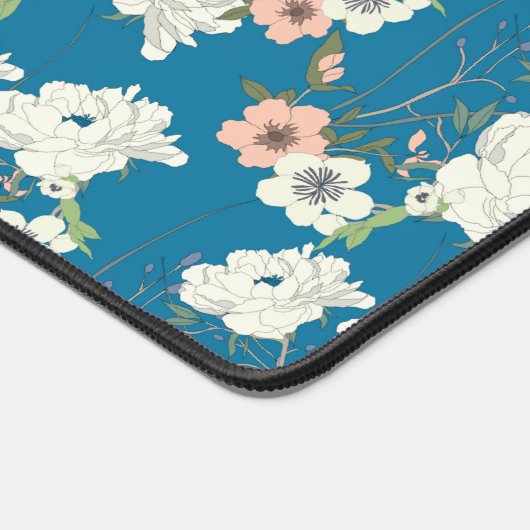 White Floral Garden Pattern Bureaumat (Hoek)