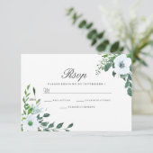 White Floral Greenery Elegant Wedding RSVP (Staand voorkant)