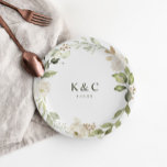 White Floral Greenery Wedding Vrijgezellenfeest Papieren Bordje<br><div class="desc">Vrijgezellenfeest borden of dessert borden voor bruiloften of verlovingsfeesten: Voeg een vleugje elegantie toe aan uw trouwdesserts,  vrijgezellenfeest of verlovingsfeest met deze gepersonaliseerde papieren borden. Met een chique groen en een wit bloemontwerp met aanpasbare initialen en datum,  zijn ze ideaal om in stijl te vieren!</div>