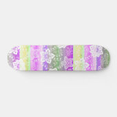 White Floral Hot Pink Paarse Lime Green Stripes Persoonlijk Skateboard (Horizontaal)