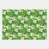 White Floral met groene achtergrondverjaardag Inpakpapier Vel (Voorkant 2)