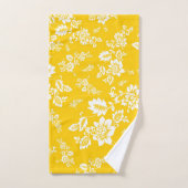 White Floral on Yellow Spring Background Bad Handdoek (Handdoek)
