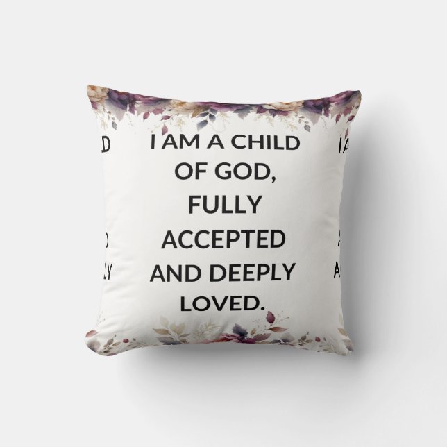White floral pillow with a simple religious quote kussen (Voorkant)
