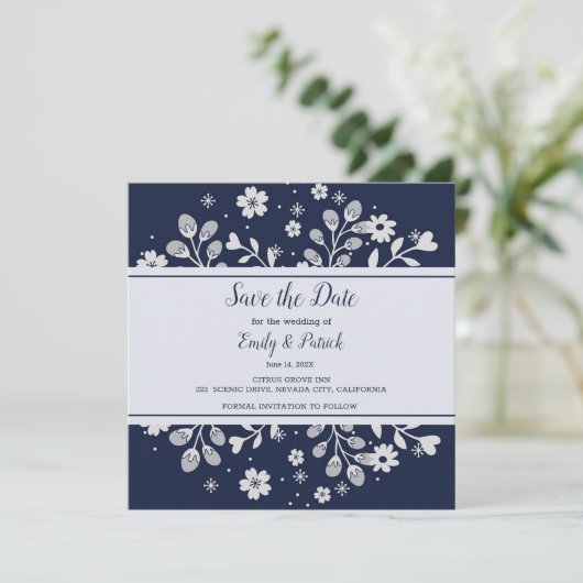 White Floral Save the Date (Staand voorkant)