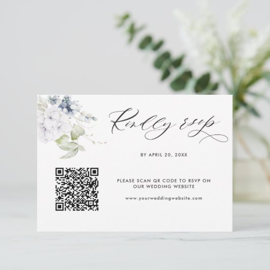White Floral Wedding Rsvp Online met QR-code scann Informatiekaartje (Staand voorkant)