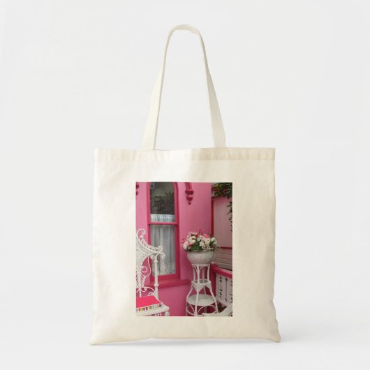 White Flower Basket on Pink - Martha's Vineyard Tote Bag (Voorkant)
