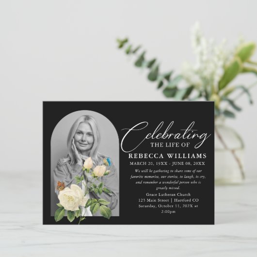 White Flower Calligrafie Viering van het leven Kaart (Staand voorkant)