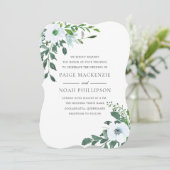 White Flower Elegant Summer Greenery Invitation Kaart (Staand voorkant)