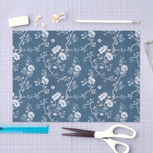 White Flower Pattern on Blue Background Tissuepapier (Craft)