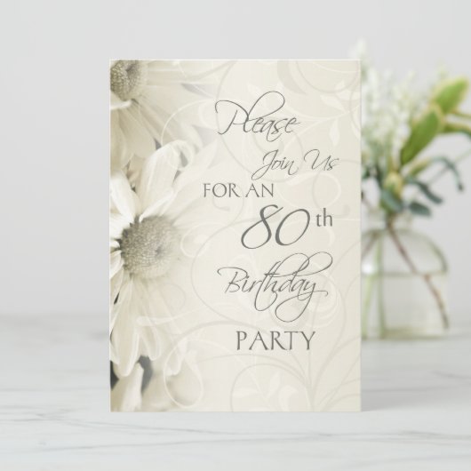 White Flowers 80th Birthday Party Invitations Kaart (Staand voorkant)