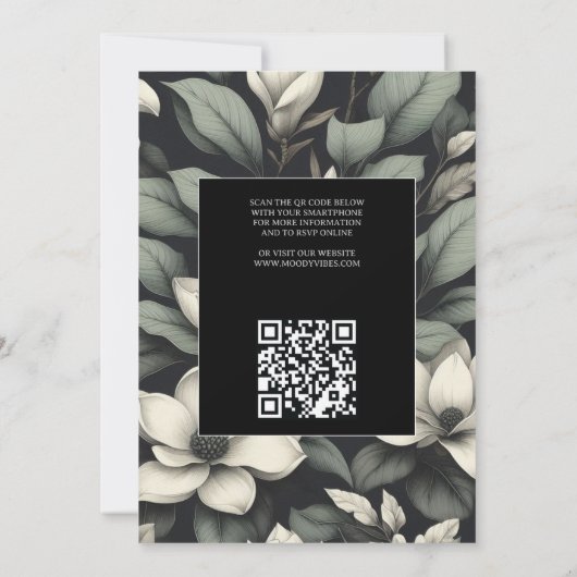 White Flowers and Greenery QR Wedding Kaart (Achterkant)