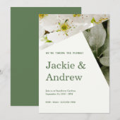 White Flowers and Greenery Wedding Invitation Kaart (Voorkant / Achterkant)