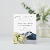 White Flowers and Mountains Wedding Invitation Kaart (Staand voorkant)