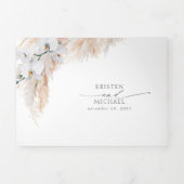 White Flowers and Pampas Grass Elegant Wedding Drieluik Uitnodiging (Cover)