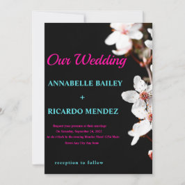 White Flowers/Black Background Wedding Invitation Kaart