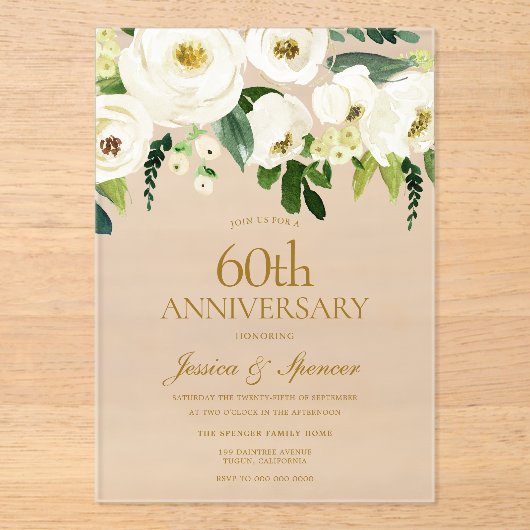 White Flowers & Cream 60th Wedding Jubileum Acryl Uitnodigingen (Voorkant)