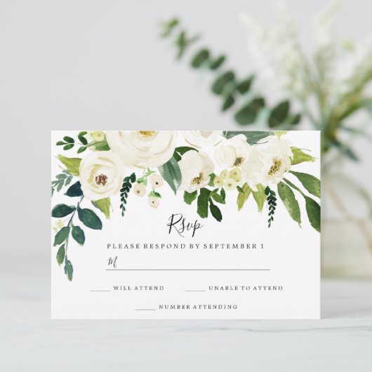 White Flowers Elegant Alle keren Weddenschap RSVP Kaartje (Staand voorkant)