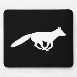 White Fox Silhouette   Wildlife zwart en wit Muismat