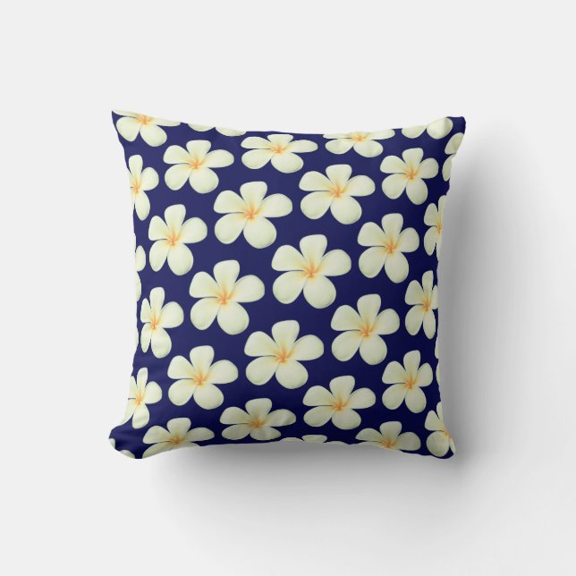 White Frangipani Plumeria Flowers op Navy Blue Kussen (Voorkant)