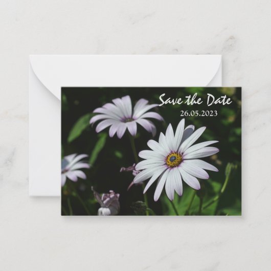 White Garden Flowers Cute Save the Date Card Notitiekaartje (Voorkant)