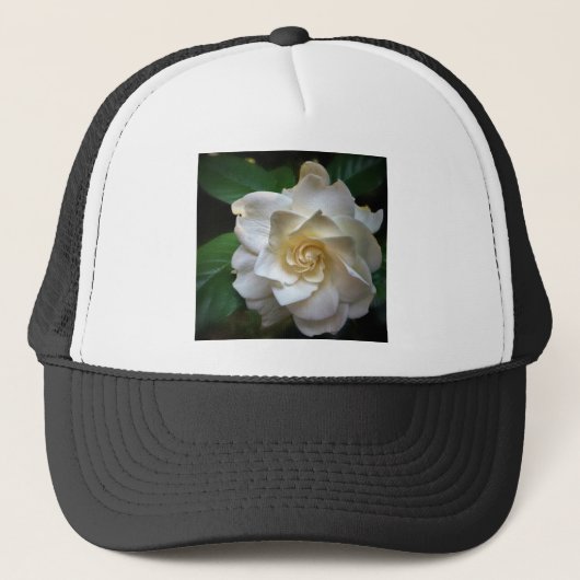 White Gardenia Trucker Pet (Voorkant)
