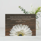 White Gerbera & Barnwood Rustic Wedding Invitation Kaart (Staand voorkant)