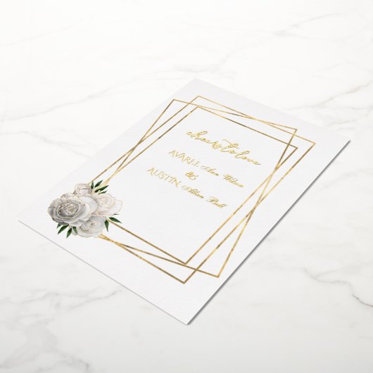 White Glam Rozen and White and Gold Folie Uitnodiging (Gedraaid)