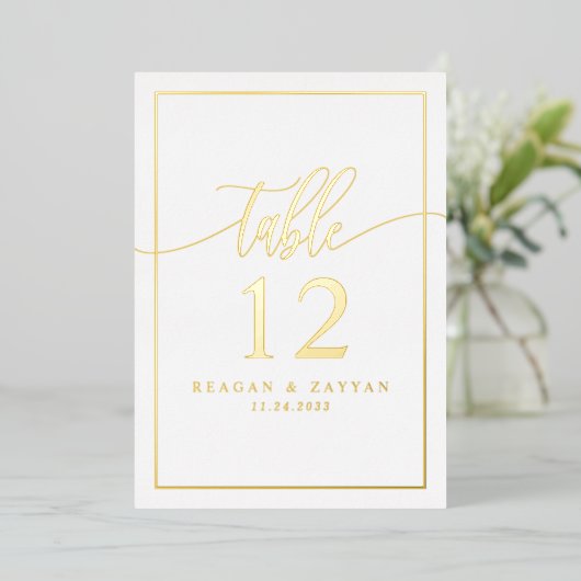 White & Gold Foil Calligrafie Photo Table Number Folie Uitnodiging (Staand Voorkant)