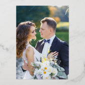 White & Gold Foil Calligrafie Photo Table Number Folie Uitnodiging (Achterkant)