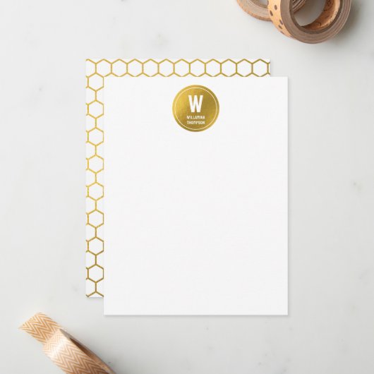 White & Gold Hexagon Pattern Monogram Initiaal Notitiekaartje (Voorkant / Achterkant in situ)