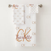 White gold monogram initiaal name script elegant bad handdoek (Insitu)