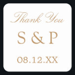 White Golden Beige Wedding Favor Bedankt Vierkante Sticker<br><div class="desc">White Golden Beige Wedding Favor Bedankt Sticker op het plein, personaliseer je alsjeblieft met initialen van het paar en de datum van de bruiloft, met de online personalisatie-sjabloon voordat je bestelt. De sticker heeft een stijlvolle tekst in een gouden kleur, beige (faux gold / gold look), tegen de achtergrond van...</div>