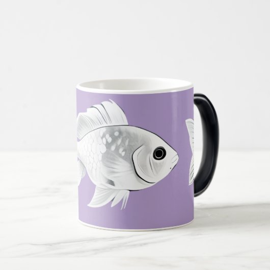 White goldfish on a lavender background mug magische mok (Voorkant rechts)