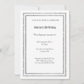 WHITE GRAY SILVER CHEVRON TRIM BIRTHDAY INVITATION KAART (Voorkant)