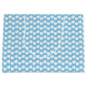 White Heart Pattern on Light Blue Large Gift Bag Groot Cadeauzakje (Voorkant)