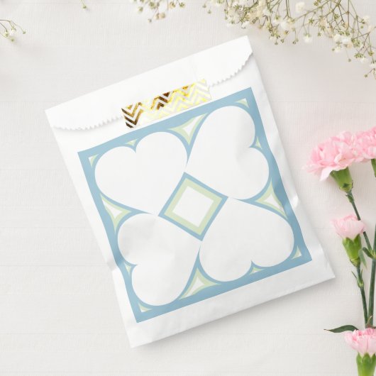 White Hearts Pattern Bedankzakje (Gezegeld)