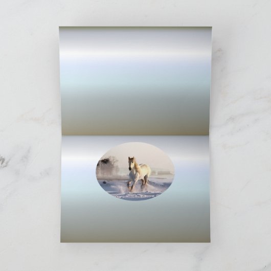 White Horse Galloping Through the Winter Snow Feestdagen Kaart (Binnen)